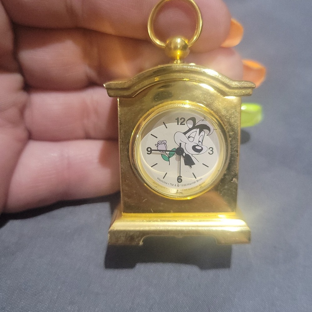 Looney Tunes Pepe LE Pew Miniature Brass Westclox  Skunk